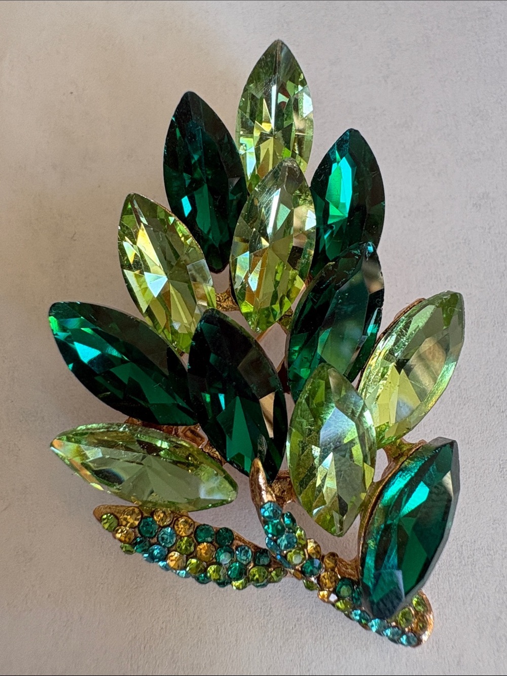 Green Marquise Crystal Leaf Brooch/Pendant
